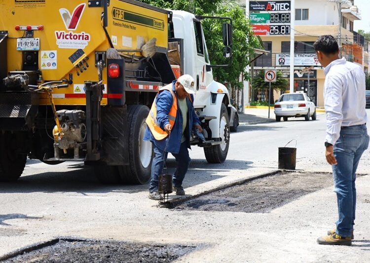 Aplicará Municipio más 3,500 m2 de asfalto en bacheo