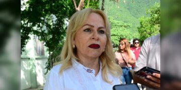 Becas disminuirán deserción escolar en Educación Básica