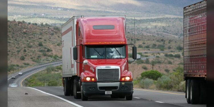 Roban camión con oro y plata cerca de Guadalajara