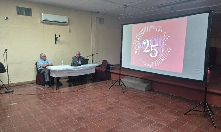 Celebra Colegio de San Juan Siglo XXI su 25 aniversario