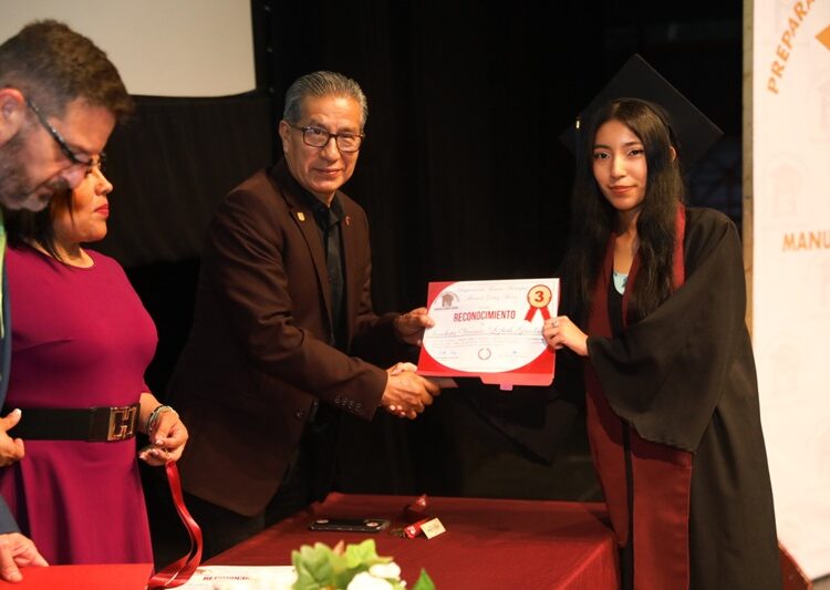 Celebran graduación de la Generación 2022-2025 de la Preparatoria “Manuel Gómez Morín”