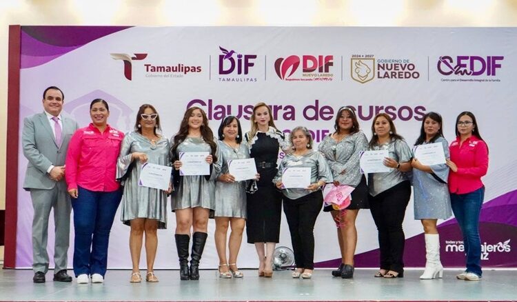 DIF NLD y CEDIF gradúan mujeres listas para emprender y fortalecer economía familias