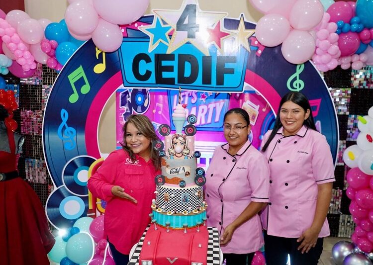 DIF NLD y CEDIF gradúan mujeres listas para emprender y fortalecer economía familias