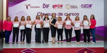 DIF NLD y CEDIF gradúan mujeres listas para emprender y fortalecer economía familias