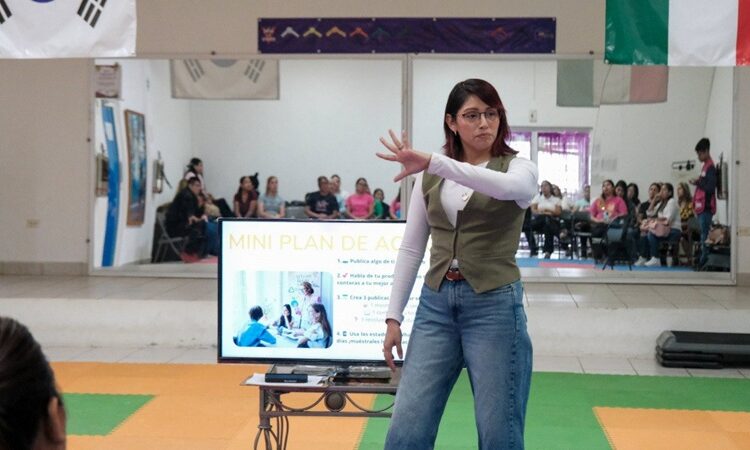 DIF NLD y SDE fortalecen el espíritu emprendedor de mujeres