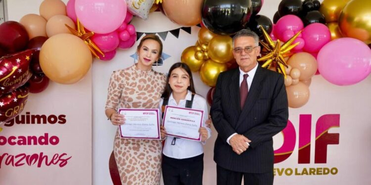 DIF Nuevo Laredo celebra graduación en su escuela de música