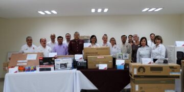 Entrega SET apoyos a estudiantes con discapacidad de planteles de nivel medio superior