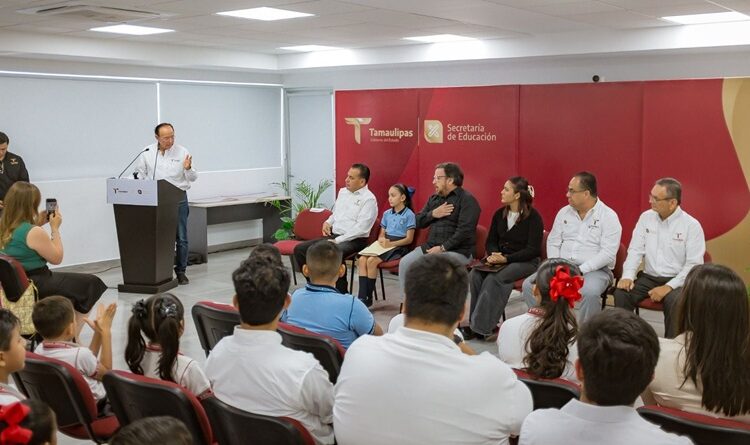 Entrega SET becas “Avanza Tamaulipas” y “Futuro Tamaulipas”