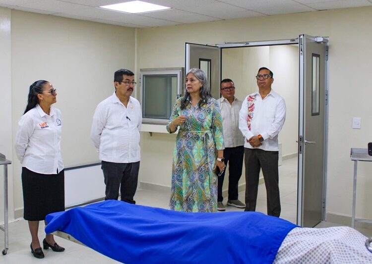 Entrega rector de la UAT modernos laboratorios a la UAM Matamoros