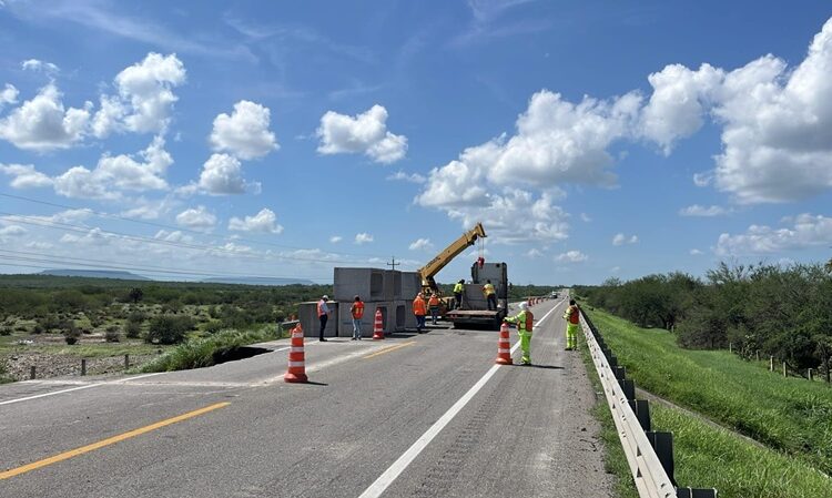 Estima Gobierno del Estado 40 MDP para reparar carreteras dañadas por lluvias