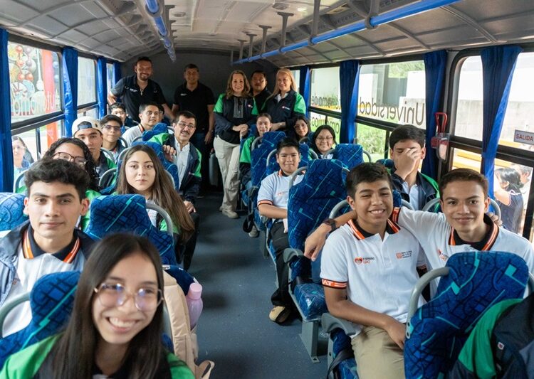 Estudiantes de la UAT inician estancia académica en Canadá