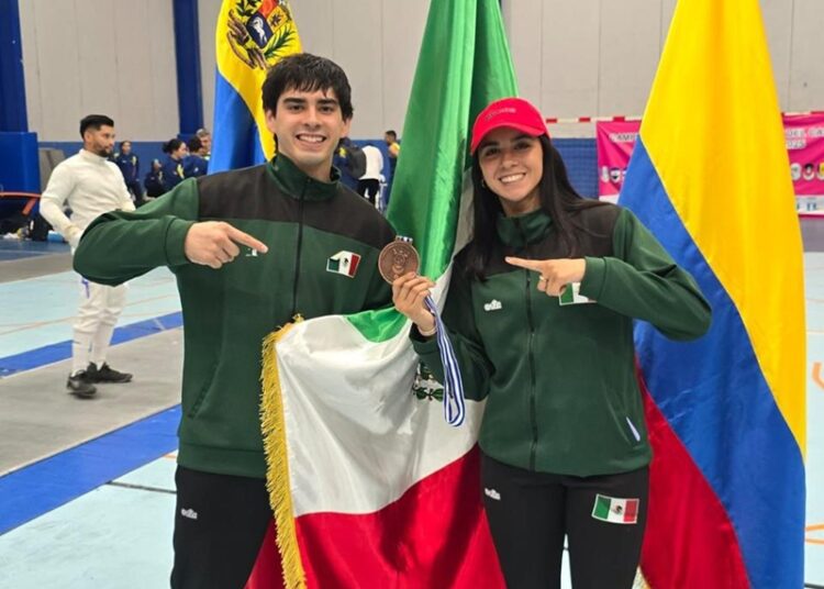 Estudiantes de la UAT representarán a MX en esgrima en los JCC 2026