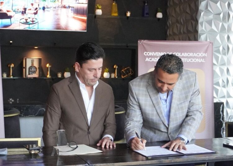 Firman convenio ICCE y FCAyCS-UAT para impulsar el desarrollo académico y económico de NLD