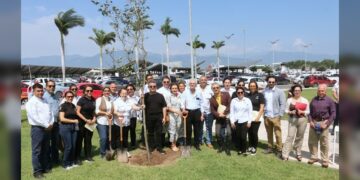 Fomenta SEDUMA reforestación con visión sostenible en el Parque Bicentenario