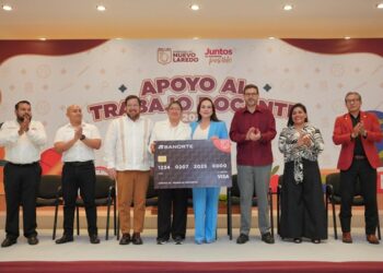 Fortalece Carmen Lilia alianza con magisterio de NLD