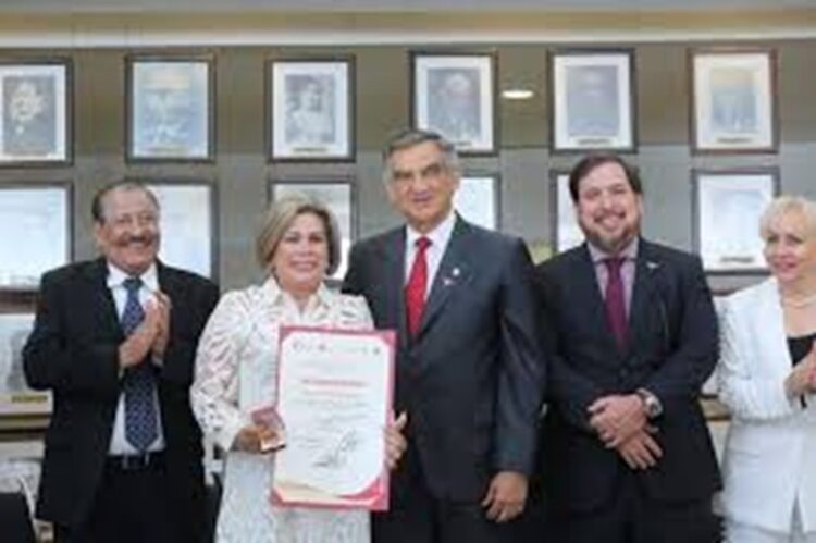 Se graduaran una generación más de profesionistas UNT