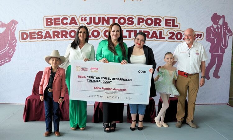 Gobierno de NLD realiza deposito de becas culturales a más de 300 artistas locales