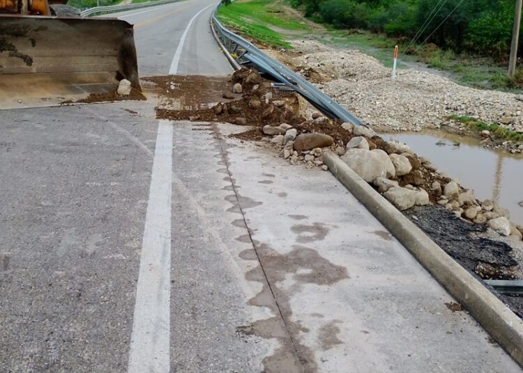 Inicia Gobierno de Tamaulipas reparación de carreteras y caminos afectados por lluvias