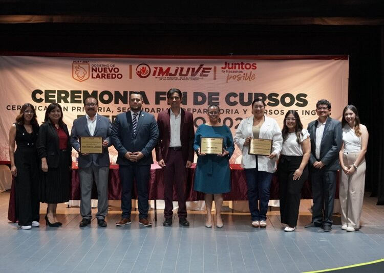 Jóvenes neolaredenses concluyen sus estudios gracias a programas de IMJUVE