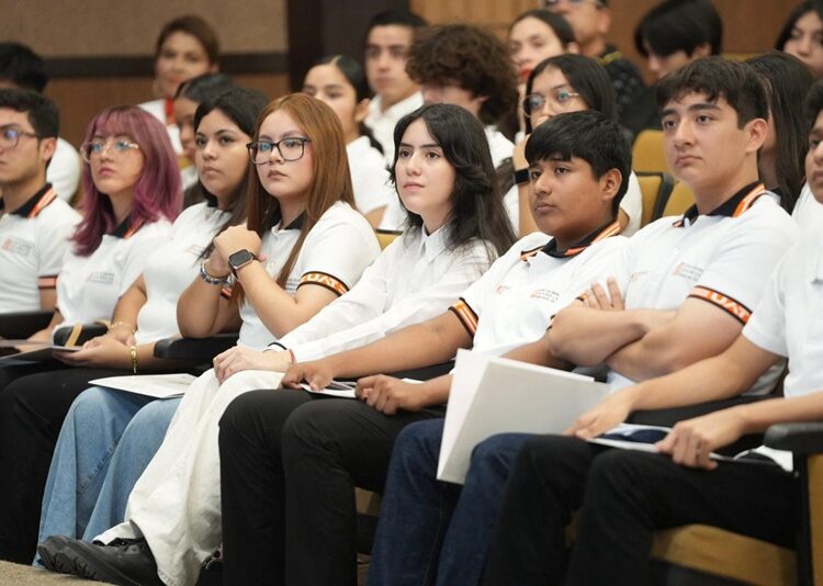 La UAT reafirma excelencia educativa en programas de idiomas