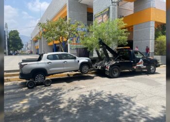 Llama Tránsito Municipal a evitar estacionarse en sitios prohibidos en Cd. Victoria