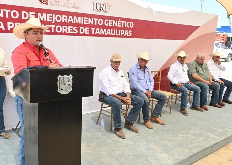 Llevan Programa de Mejoramiento Genético al municipio de Méndez