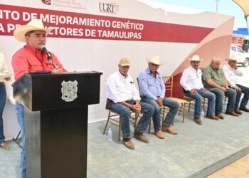 Llevan Programa de Mejoramiento Genético al municipio de Méndez
