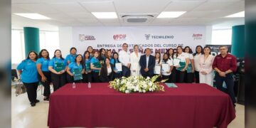 “Manos que hablan”: DIF y Tecmilenio gradúan a la 1.ª generación en LSM