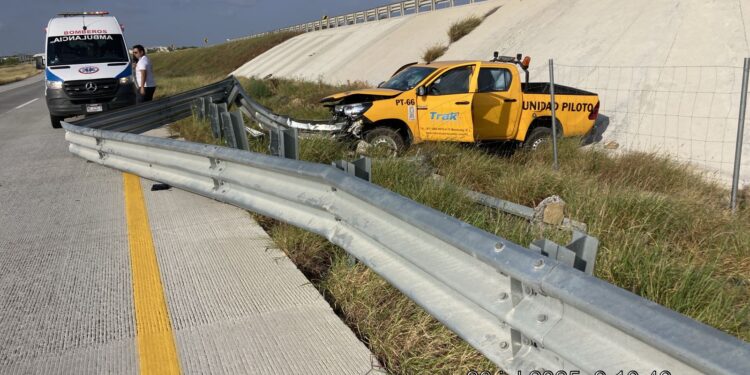 Se accidenta vehículo en la Monterrey-Nuevo Laredo