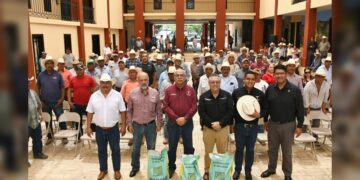 Reciben semilla de maíz productores del municipio de Tula