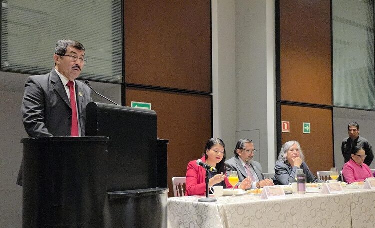 Rector de la UAT acompaña a Rosa Icela en festejo por el ‘Día del Abogado’