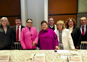 Rector de la UAT acompaña a Rosa Icela en festejo por el ‘Día del Abogado’