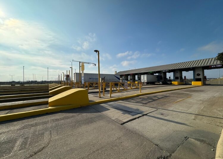 Registra proyecto de concesión para el Puente de Comercio Mundial NLD III un 90% de avance