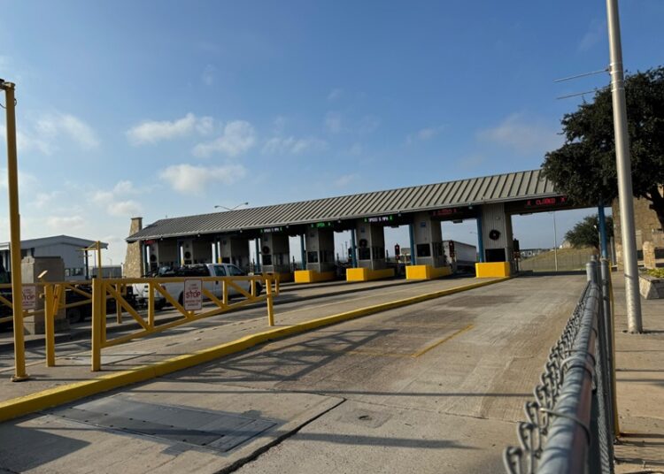 Registra proyecto de concesión para el Puente de Comercio Mundial NLD III un 90% de avance