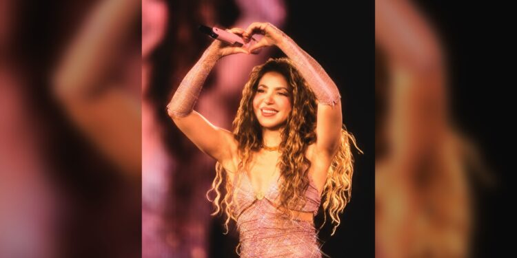 Shakira dona ganancias del concierto para víctimas en Texas