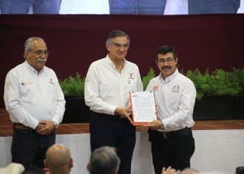 Tamaulipas tiende barrera de contención al gusano barrenador