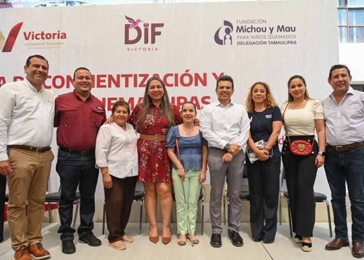 Une esfuerzos Municipio con Michou y Mau en la prevención de quemaduras