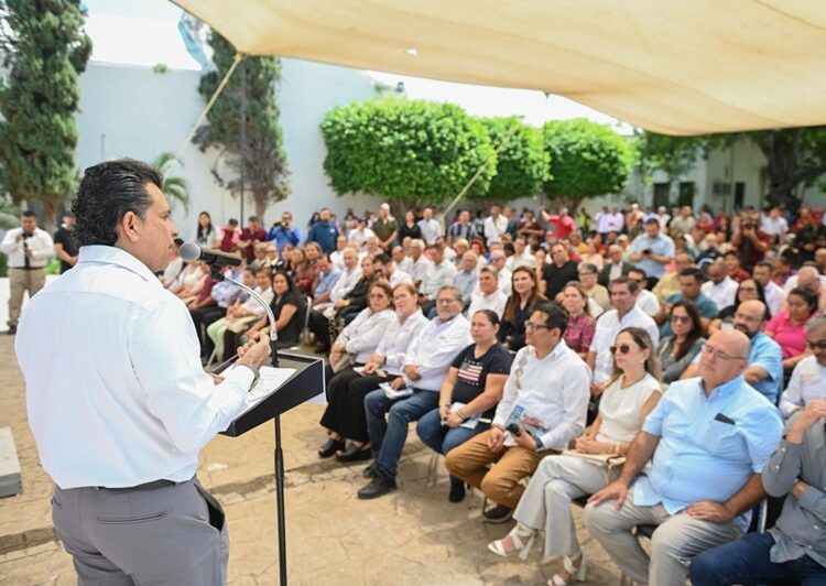 Une esfuerzos Municipio con Michou y Mau en la prevención de quemaduras