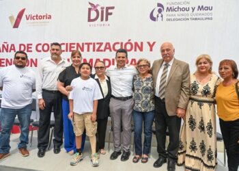 Une esfuerzos Municipio con Michou y Mau en la prevención de quemaduras
