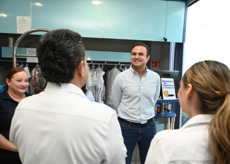 DIF Victoria entrega insignia a empresa inclusiva