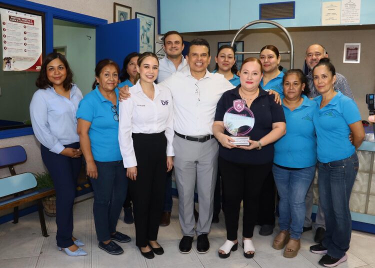 DIF Victoria entrega insignia a empresa inclusiva