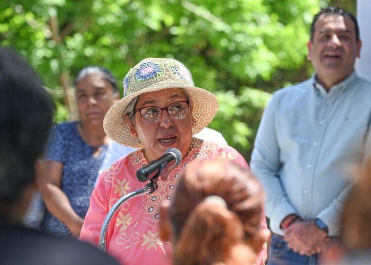 Entregan nueva calle de concreto hidráulico en la San Marcos II
