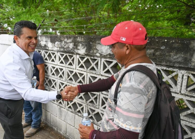 Victoria da mantenimiento a vialidades