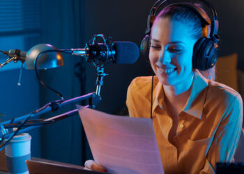 Acuerdan cambios a la Ley del Trabajo para reconocer a actores de doblaje y locutores