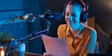 Acuerdan cambios a la Ley del Trabajo para reconocer a actores de doblaje y locutores