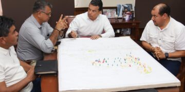 Evalúa Lalo Gattás eficiencia  de los Servicios Públicos