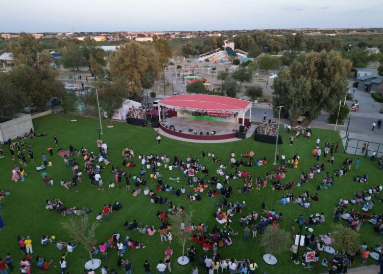 Inaugura Carmen Lilia espacio cultural y artístico en el “Viveros”