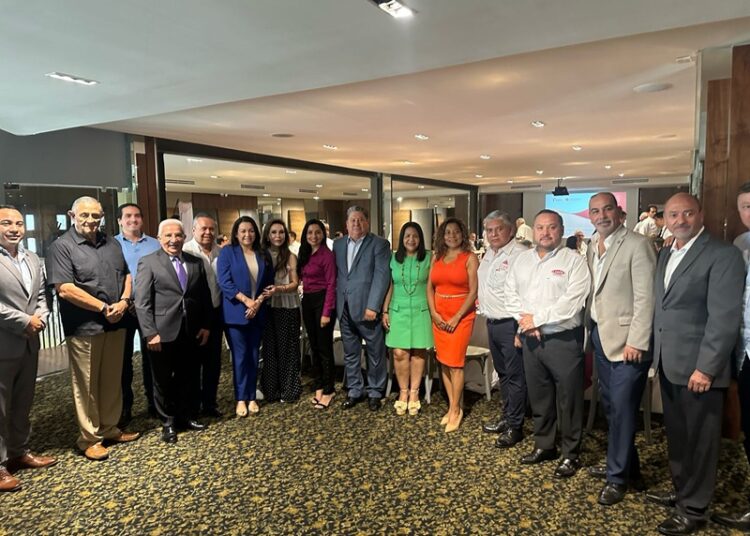 Acuerdan STPS e IP de Matamoros, acciones para empleo seguro