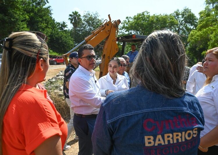 Alcalde Lalo Gattás pone en marcha instalación de desarenador en La Peñita