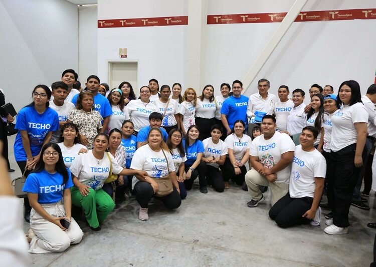 Américo reconoce a deportistas y jóvenes tamaulipecos